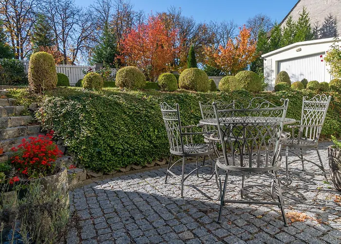 Apartament Romanticky Se Starozitnym Interierem Morina